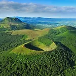 Le Des Rioux,**** Au Coeur Des Volcans D'auvergne